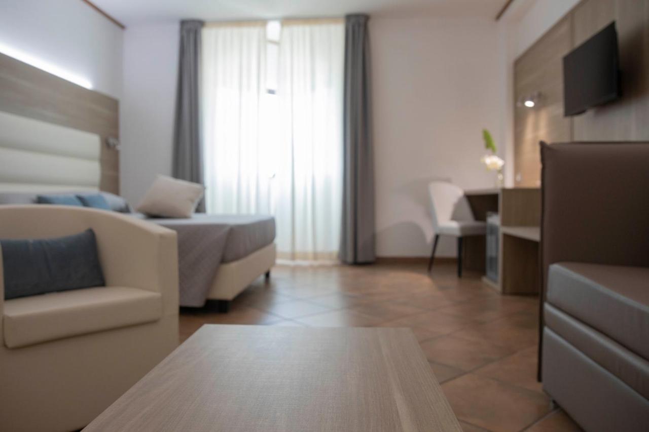 Pegasus Hotel Sassari Extérieur photo